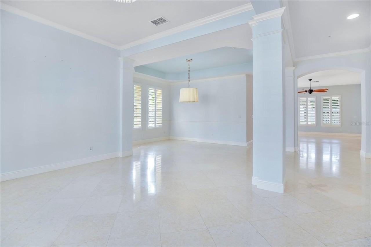 3632 Upper Union Rd - Photo 5 of 33