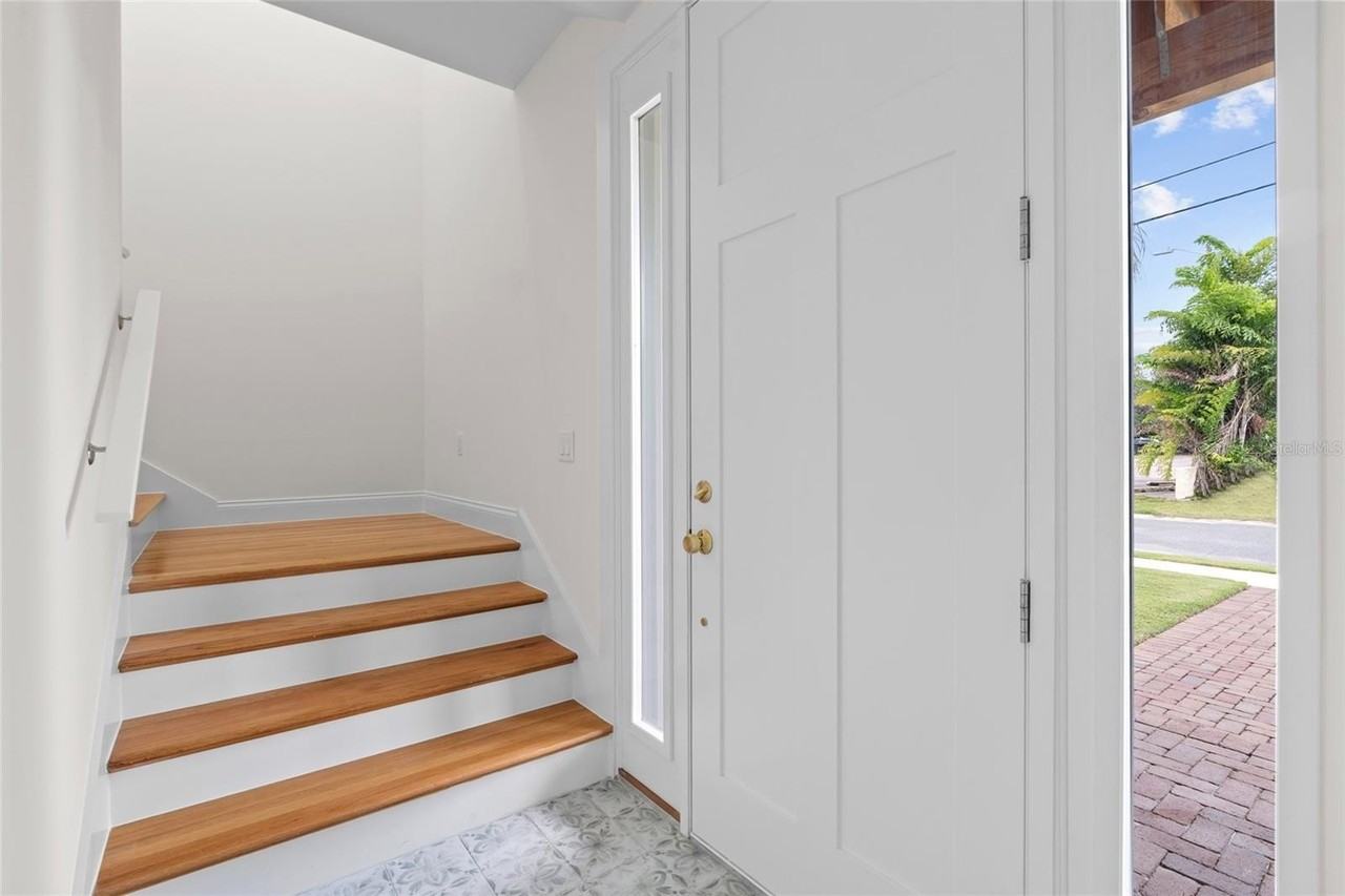 1631 31st Ave N - Photo 5 of 42