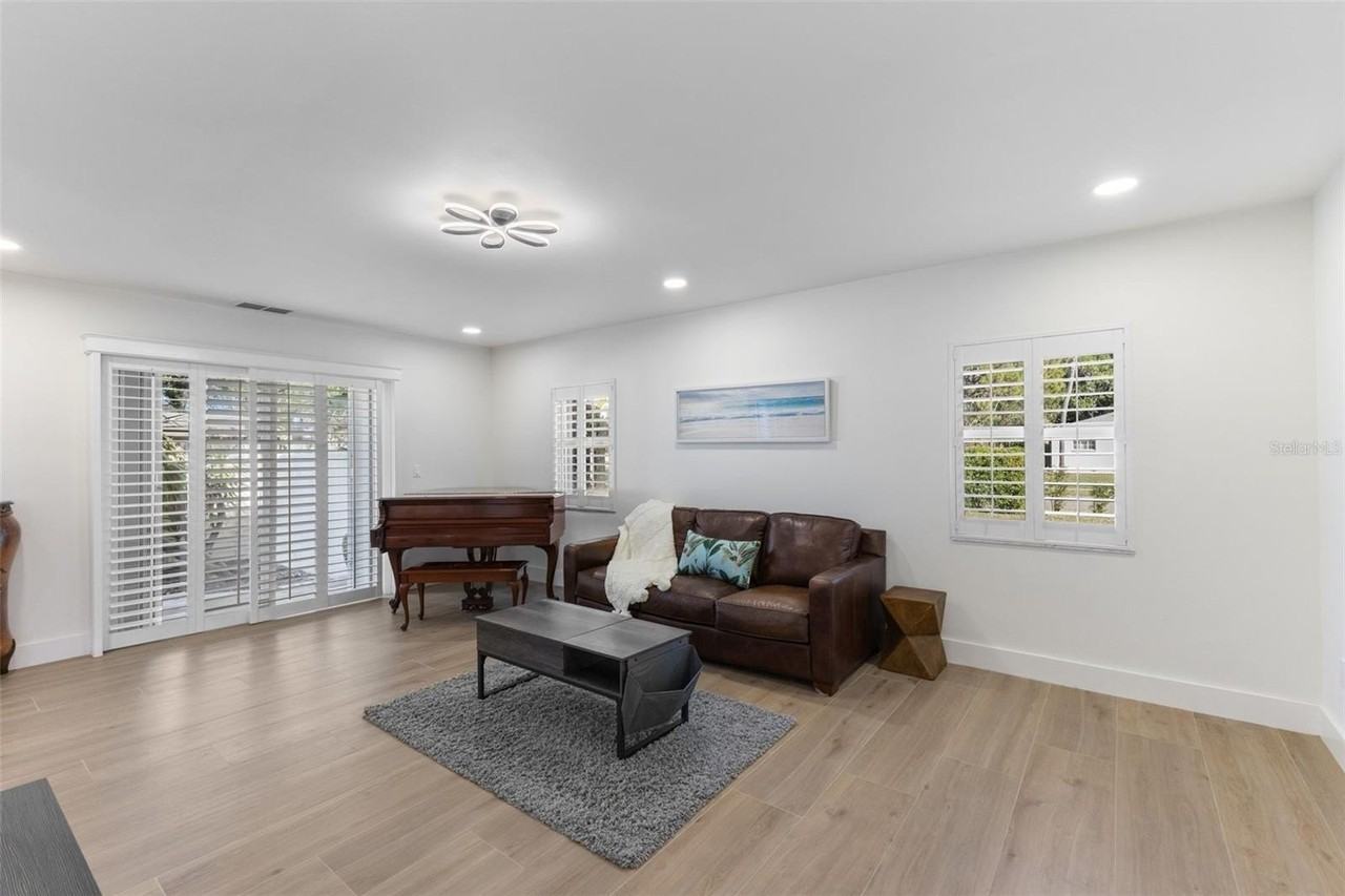 7100 Park St S - Photo 4 of 50