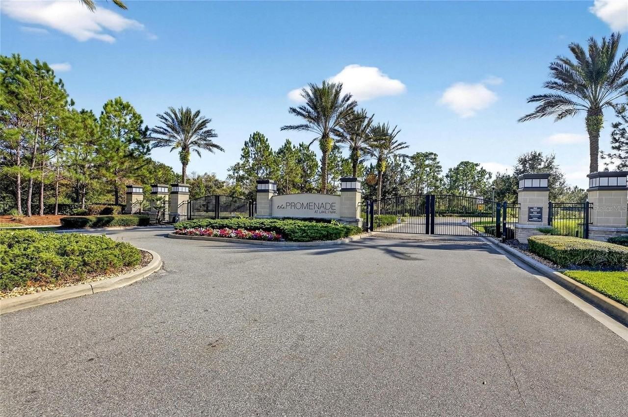 18233 Leafmore St - Photo 5 of 47