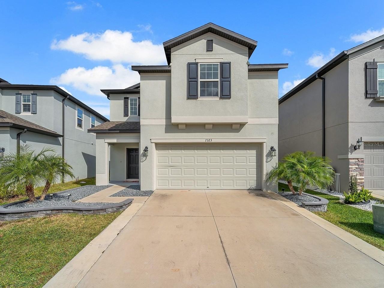 7323 Pool Compass Loop - Photo 3 of 50