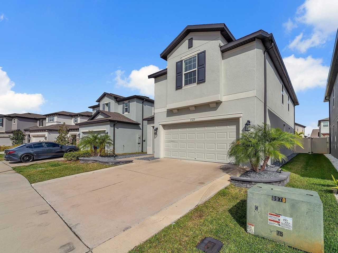 7323 Pool Compass Loop - Photo 4 of 50