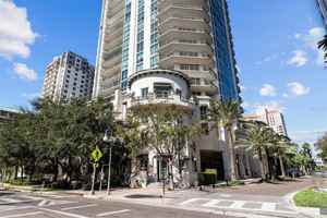 featured image of 450 Knights Run Ave #405