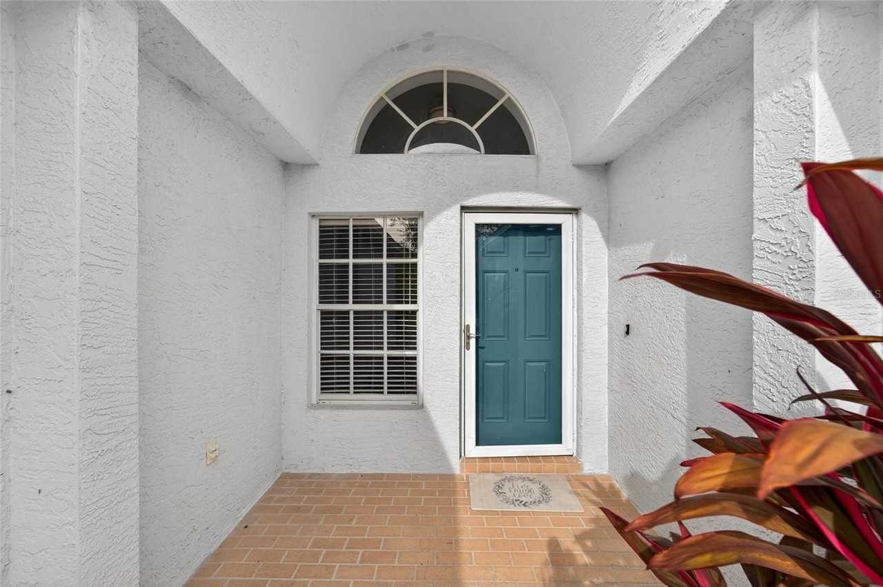 11305 Symmes Lake Dr - Photo 4 of 50