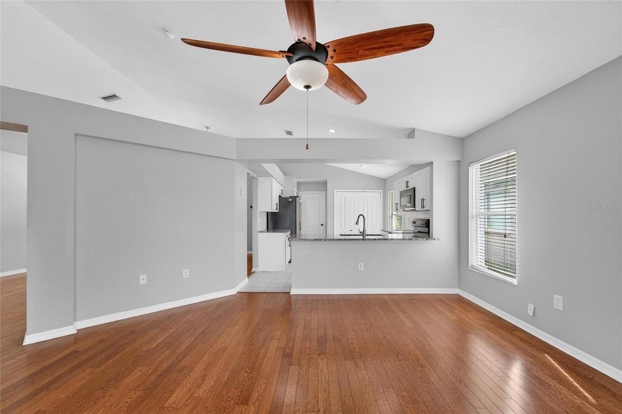 11305 Symmes Lake Dr - Photo 7 of 50