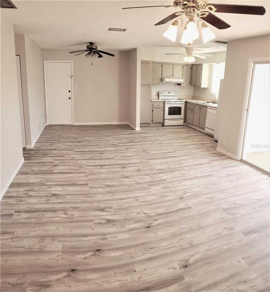 2707 41ST AVENUE S #187 - Photo 5 of 33