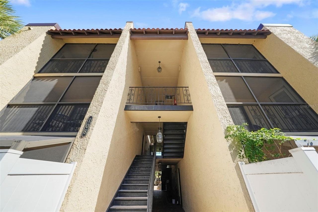 108 Alameda Ct #236 - Photo 3 of 50