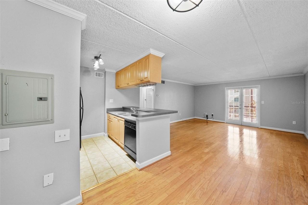 108 Alameda Ct #236 - Photo 7 of 50