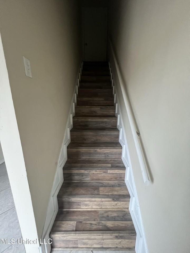 1625 Martin Bluff Rd Apt 47 - Photo 2 of 12