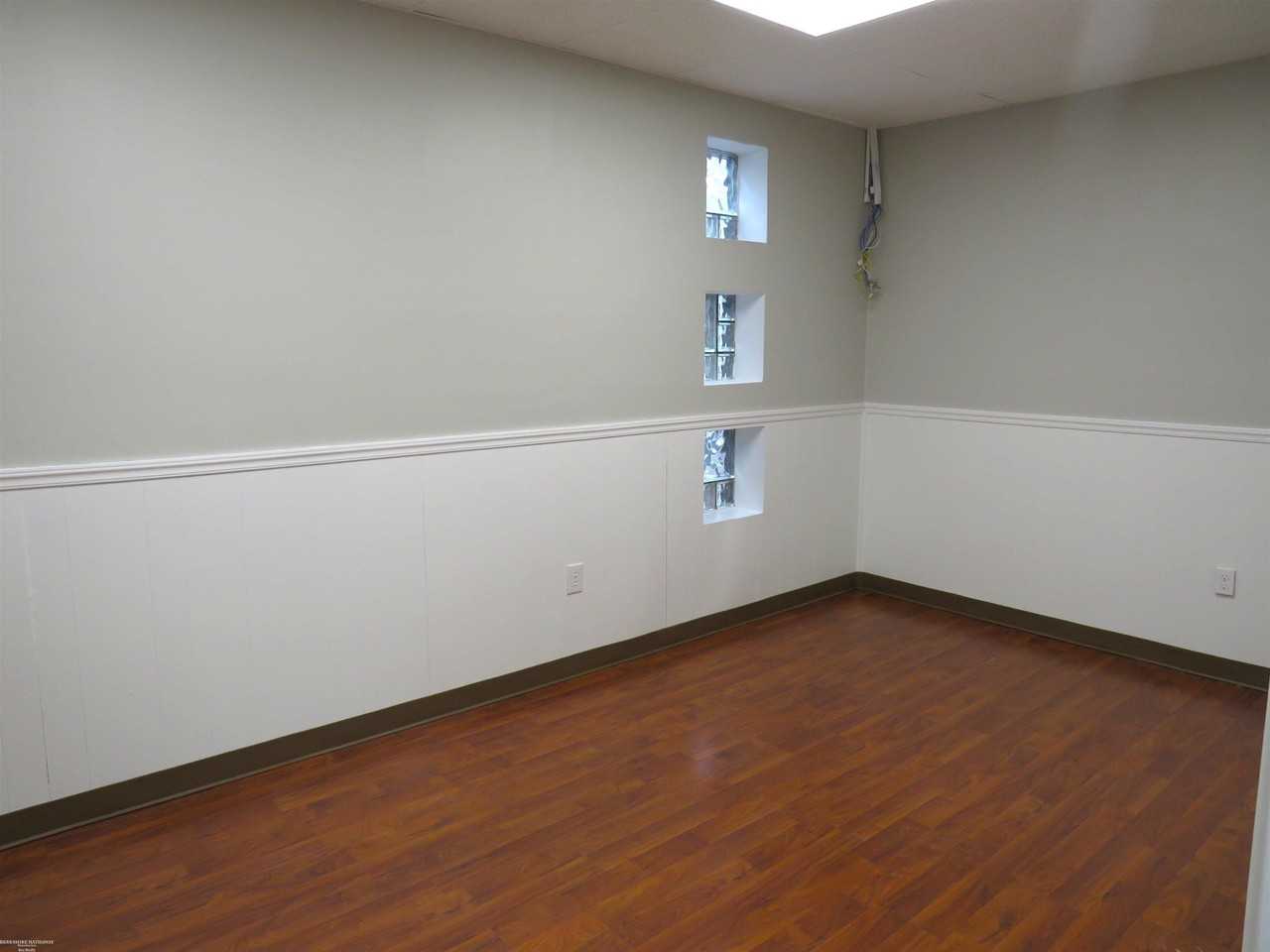 37540 S Gratiot Ave Ste 100 - Photo 5 of 11