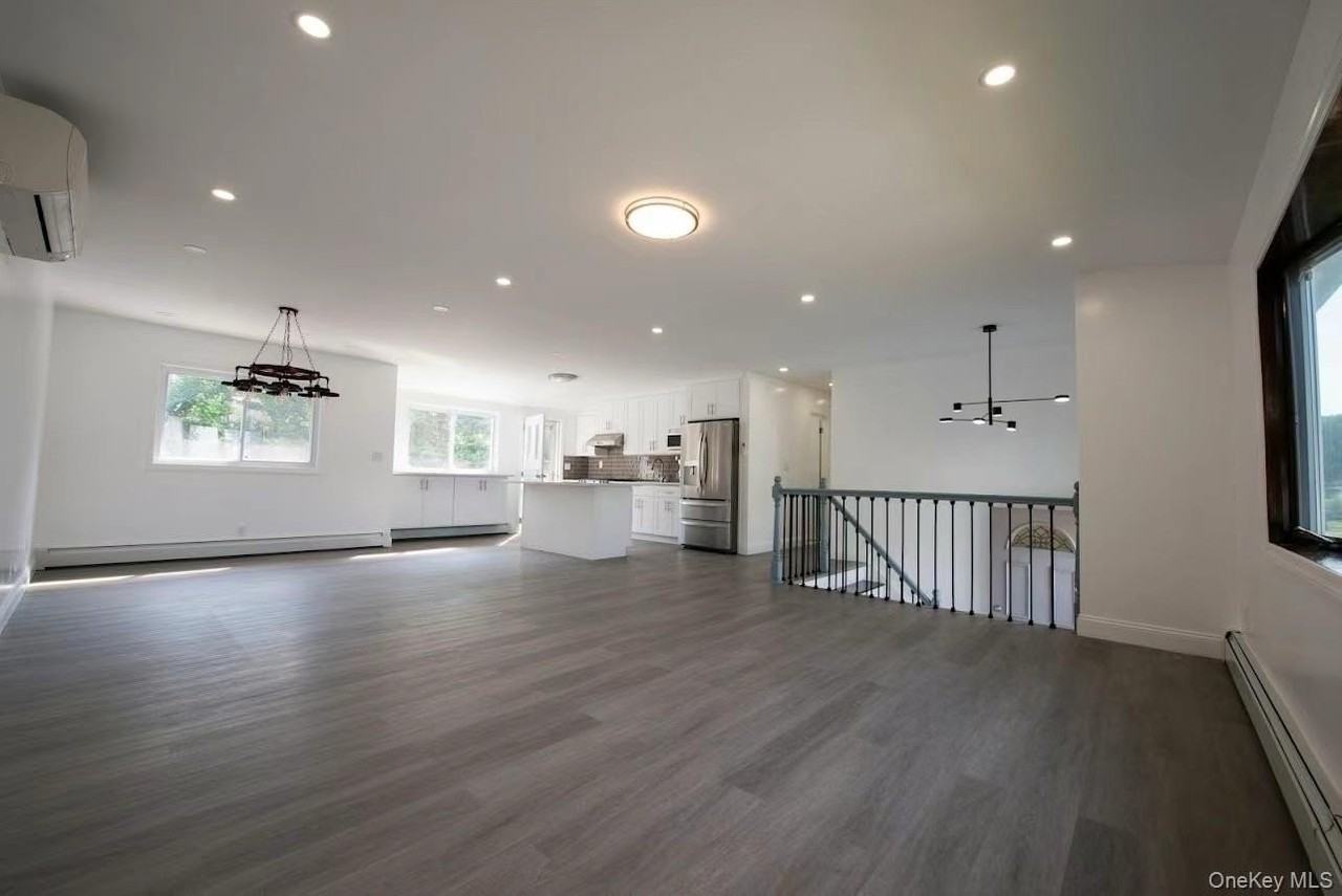 61 Beaumont Dr - Photo 4 of 9