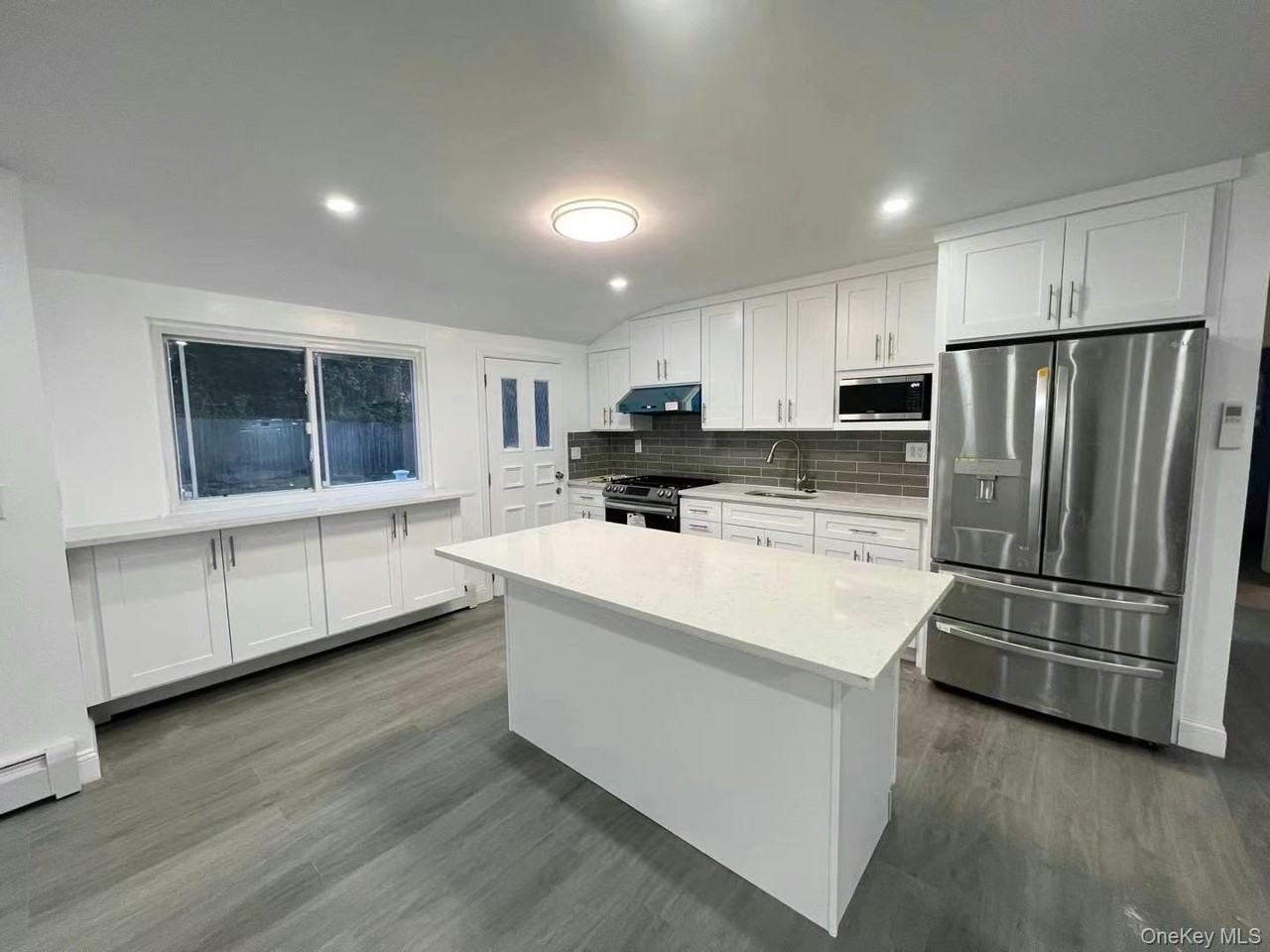 61 Beaumont Dr - Photo 6 of 9