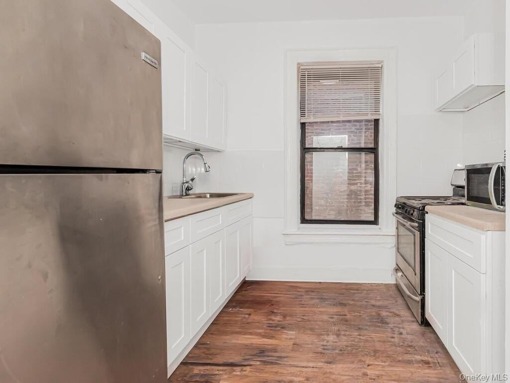 30 Macombs Pl #54 - Photo 2 of 10