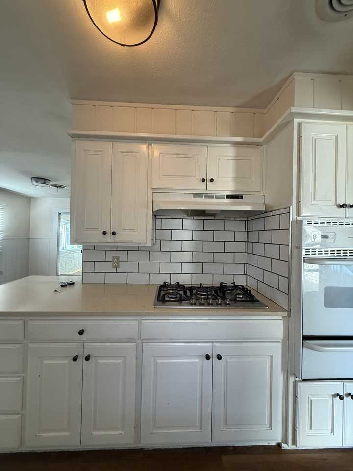 2418 48th St #1 - Photo 5 of 12