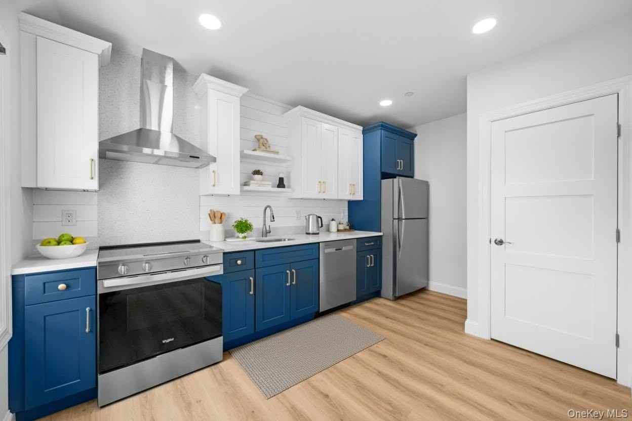 584 Main St #1 - Photo 4 of 15