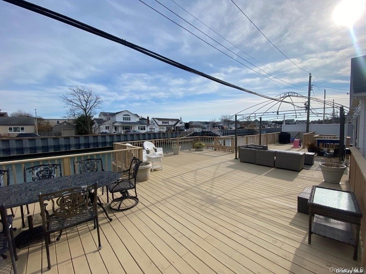 36 Boyd St - Photo 7 of 14