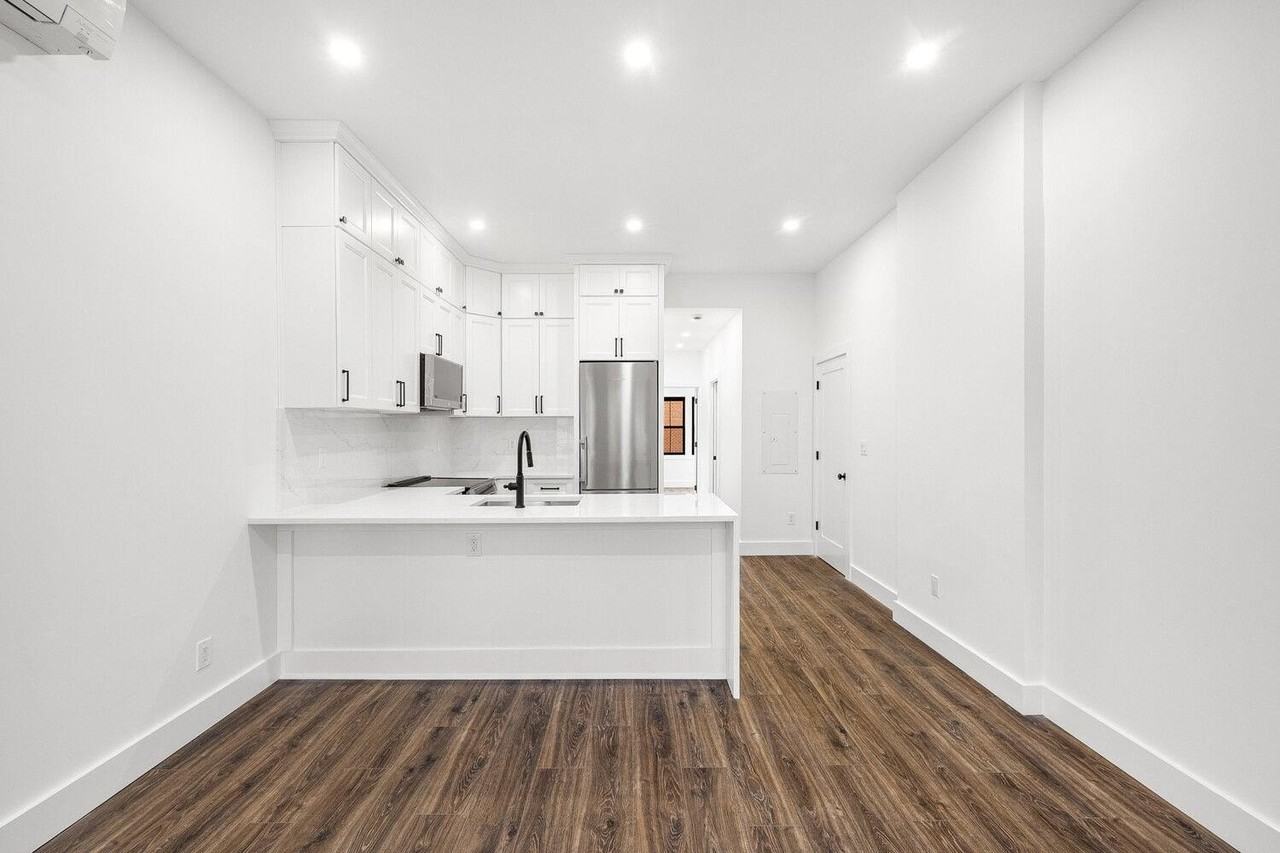 5020 39th St #2 - Photo 3 of 10