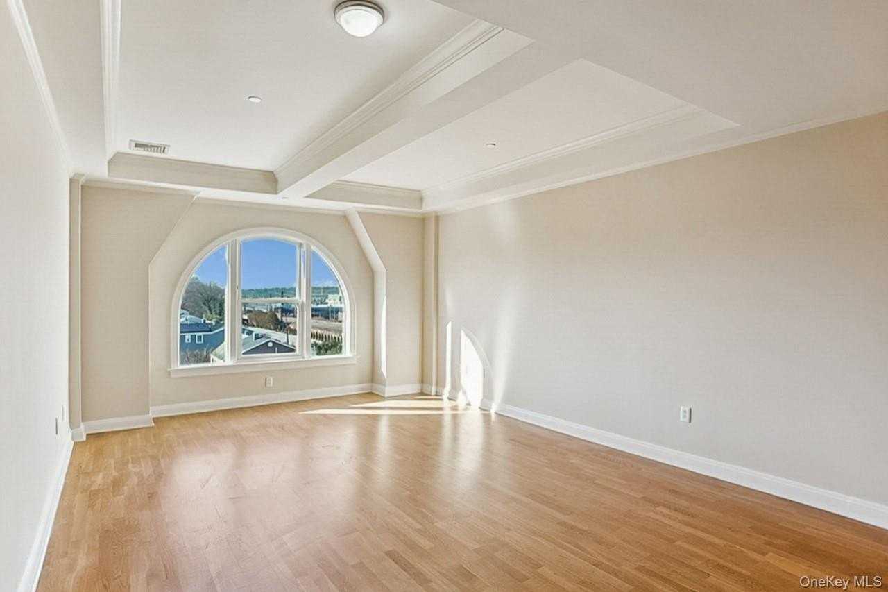 225 Stanley Ave Unit 405 #405 - Photo 2 of 18