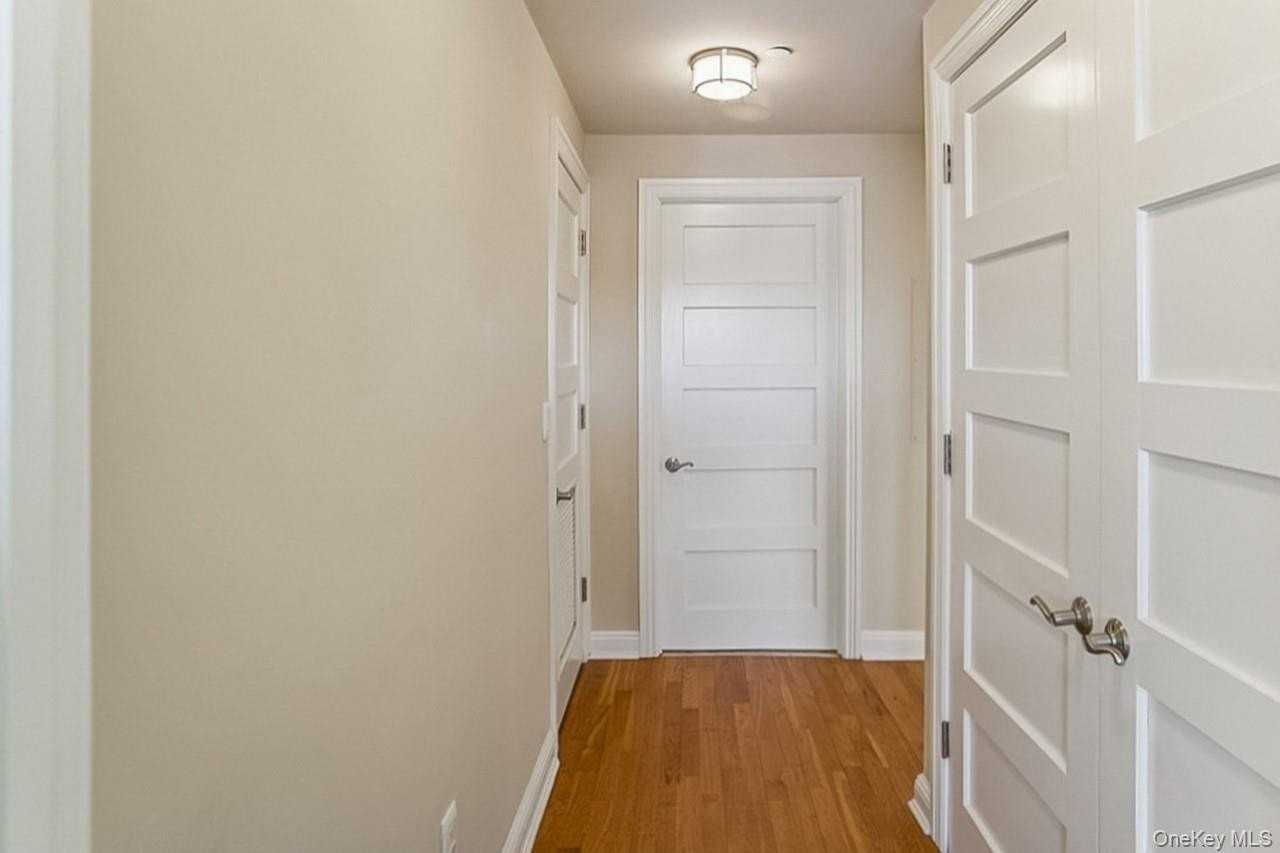 225 Stanley Ave Unit 405 #405 - Photo 6 of 18