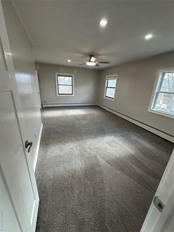 2322 State Route 32 - Photo 5 of 16