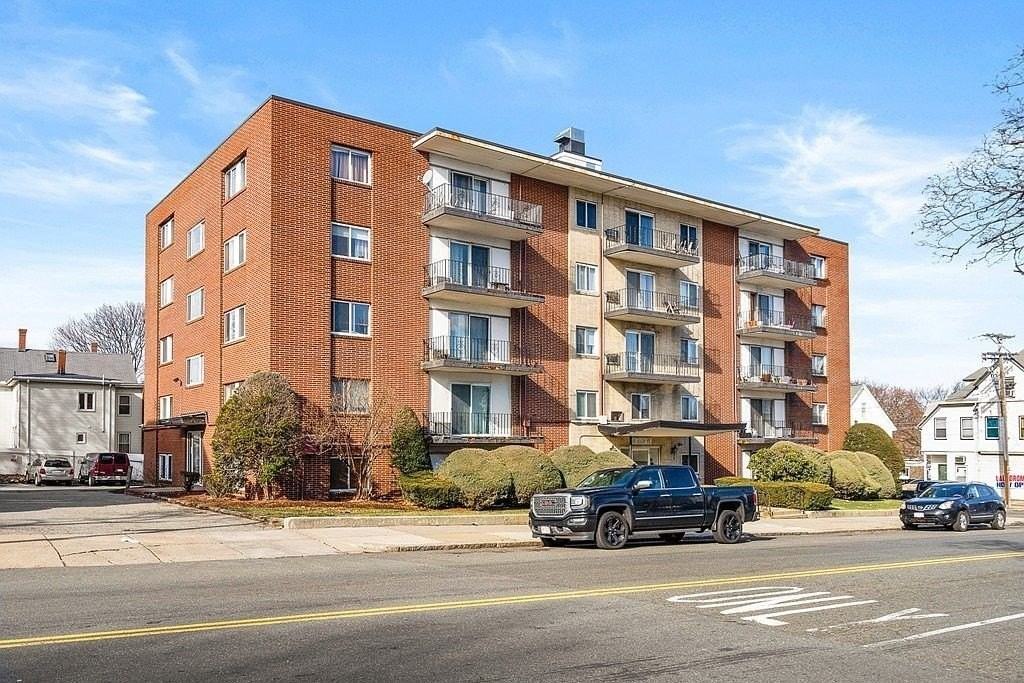 80 Main St Apt 26 #26 - Photo 2 of 8