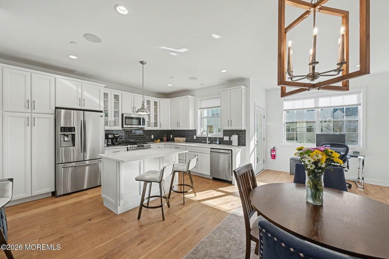 25 Catherine St Unit 15 #15 - Photo 4 of 21