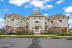 featured image of 33 Cooper Ave Unit 402 #402