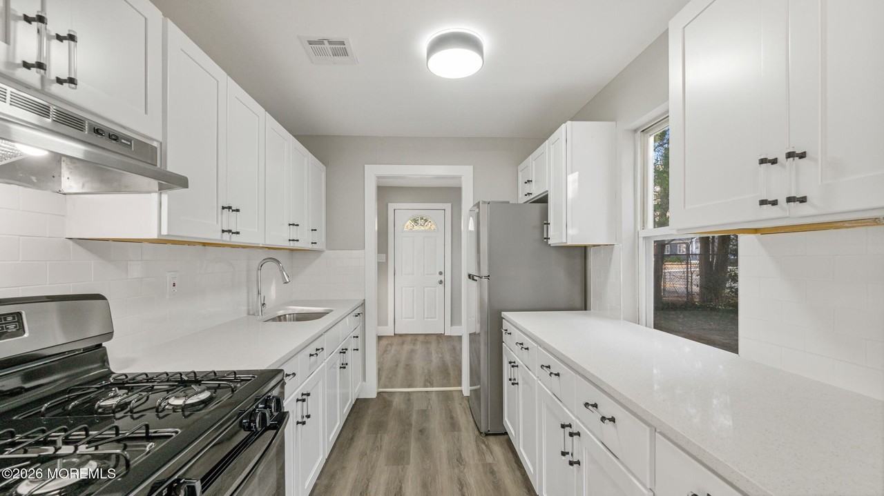 4 Story St - Photo 4 of 16