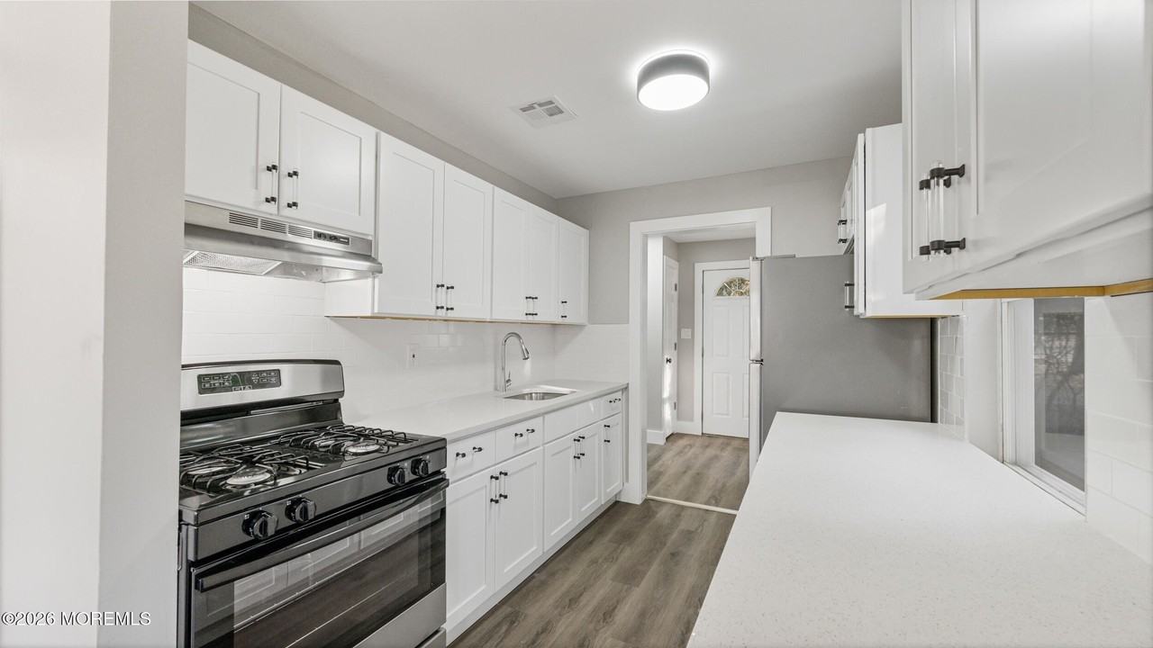 4 Story St - Photo 5 of 16