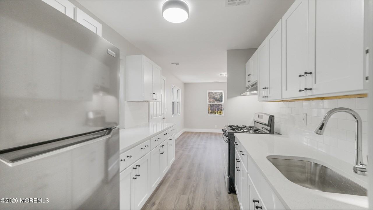 4 Story St - Photo 6 of 16