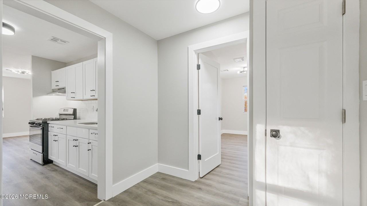 4 Story St - Photo 7 of 16