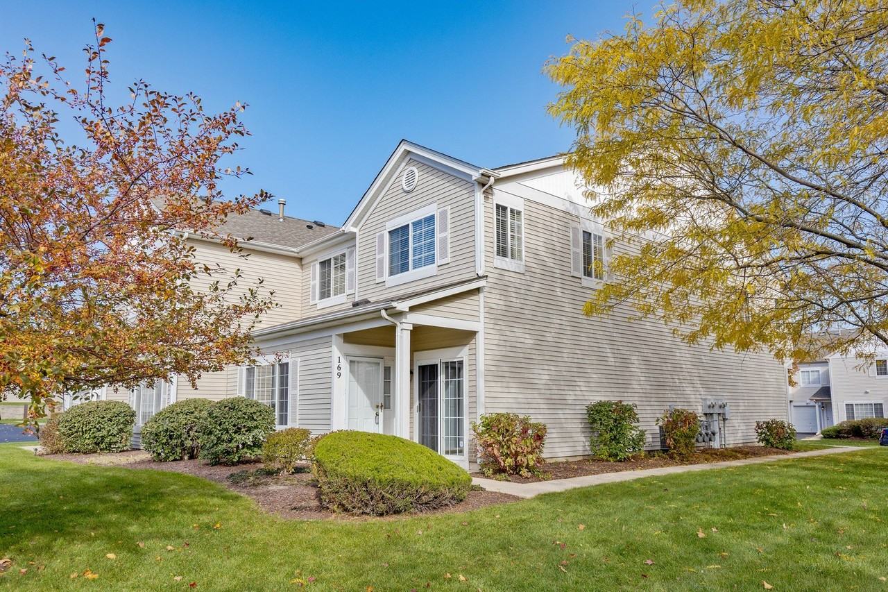 169 Braxton Ln - Photo 2 of 27