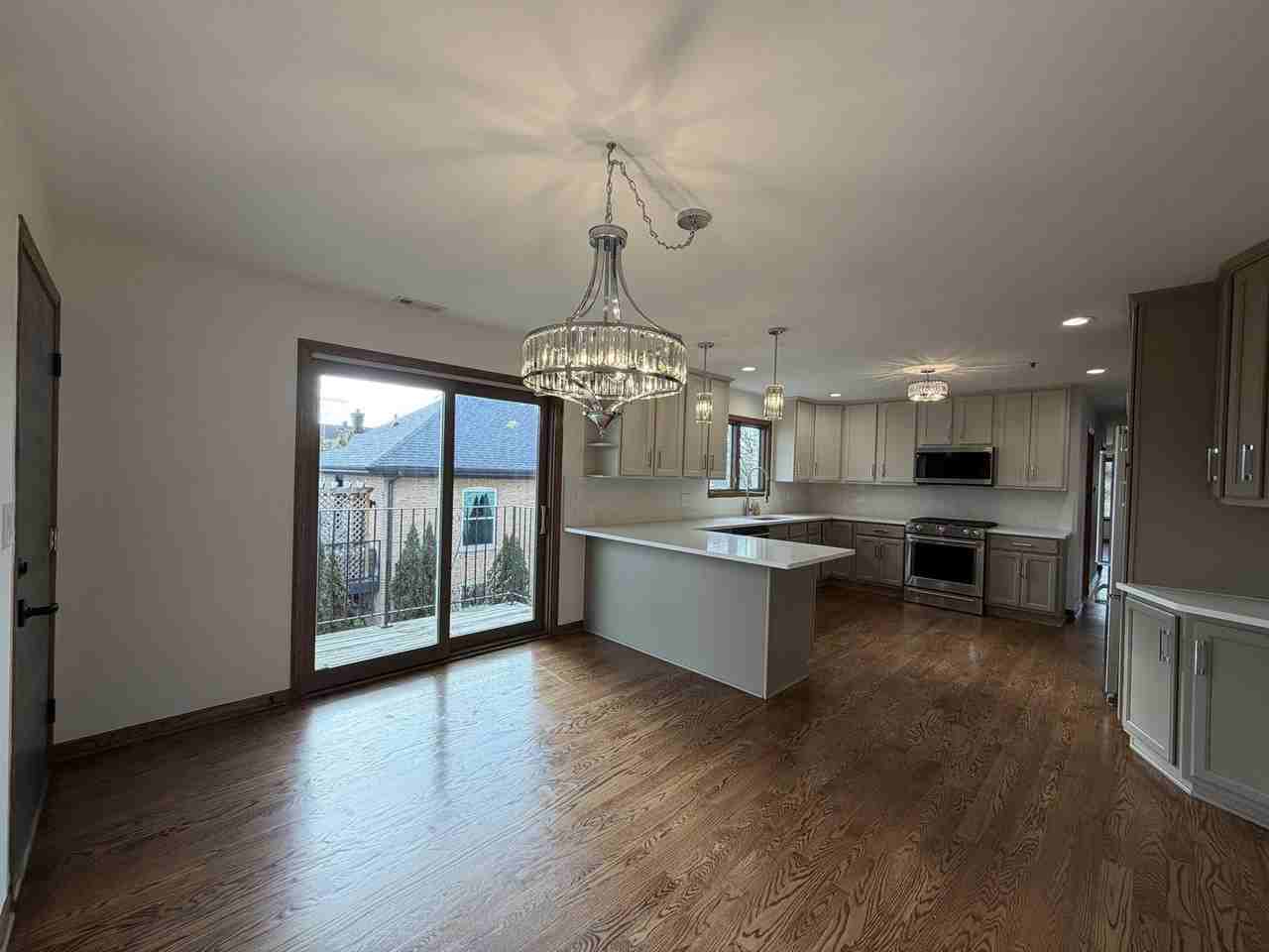 2825 N 73rd Ave Apt 2 #2 - Photo 4 of 20