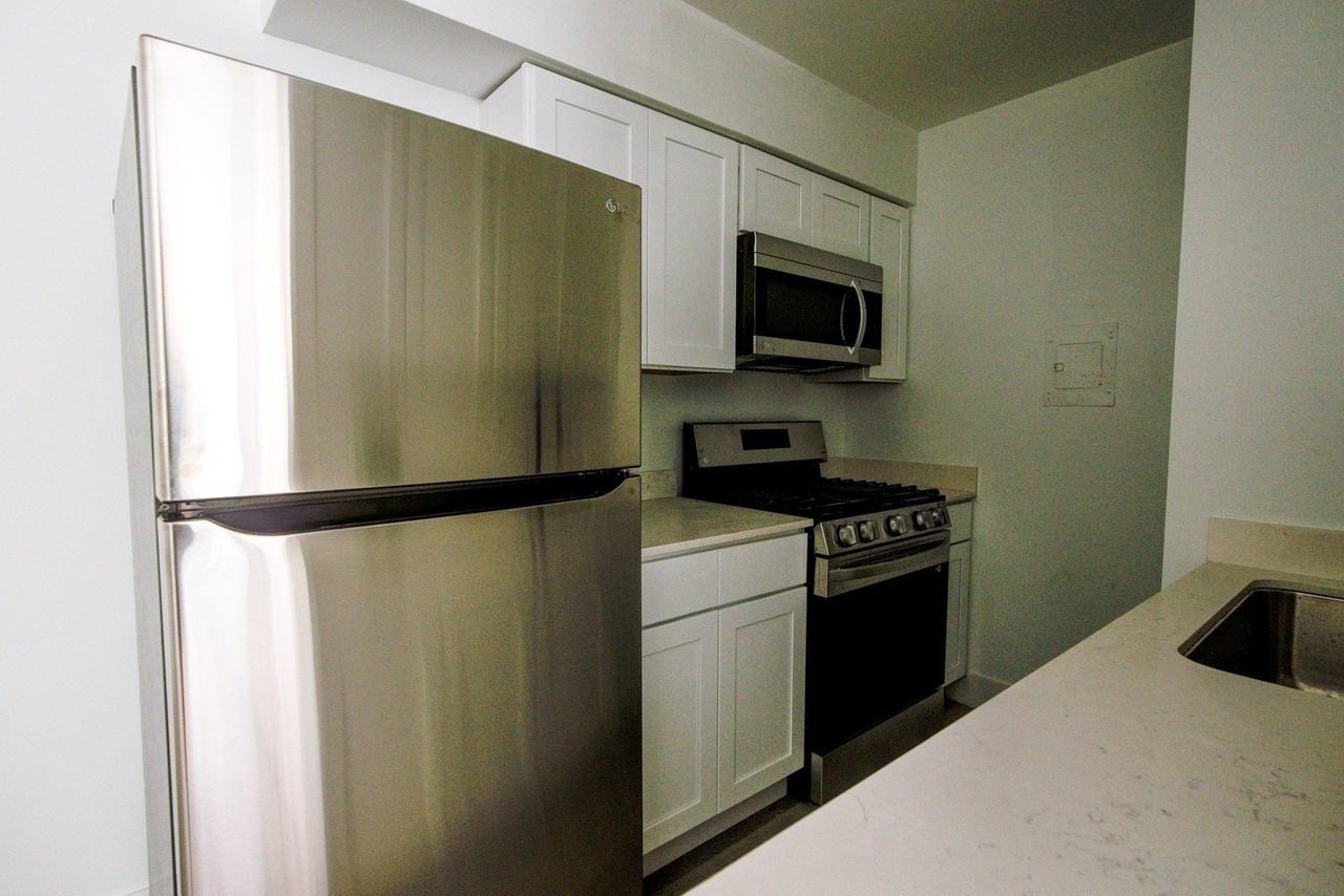 5314 N Damen Ave Unit 407 #407 - Photo 7 of 19