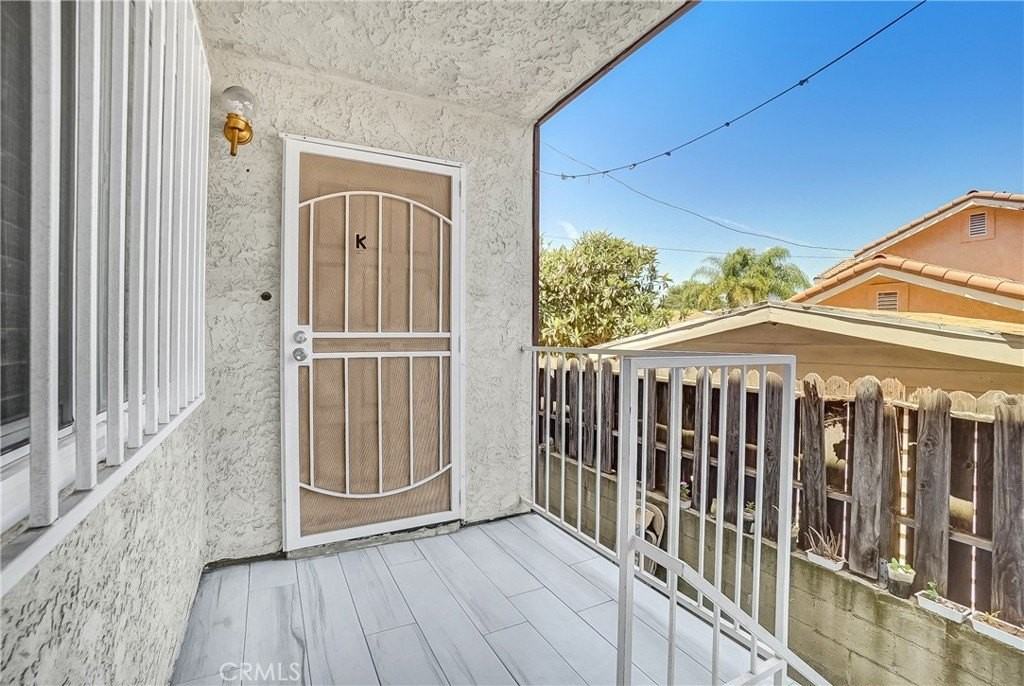 1521 S Del Mar Ave #K - Photo 5 of 35