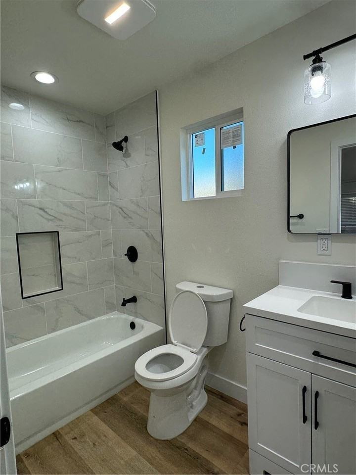 16821 Ardmore Ave - Photo 5 of 7