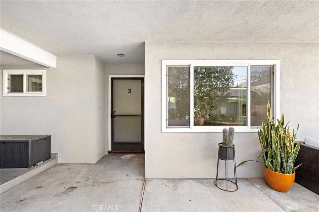 291 Cypress Dr #3 - Photo 2 of 17