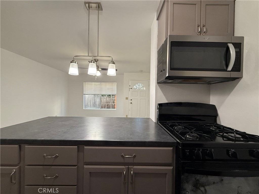 816 Belmont Ave #D - Photo 7 of 13