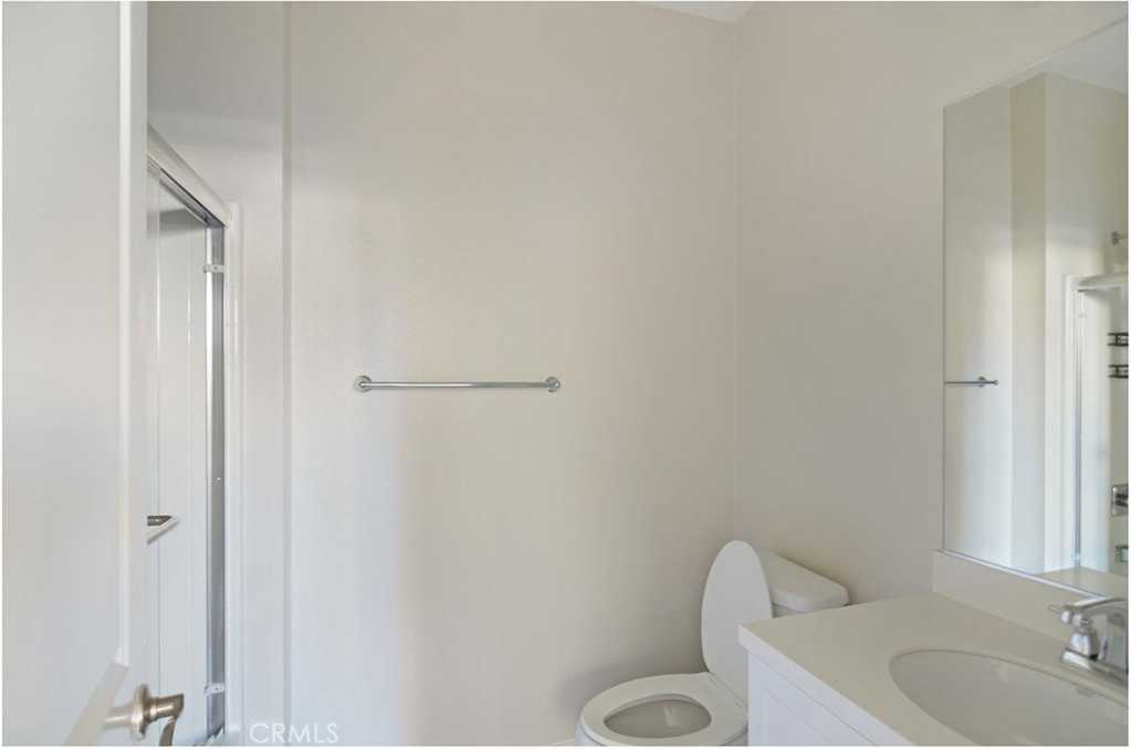 21406 Dahlia Ct - Photo 7 of 30