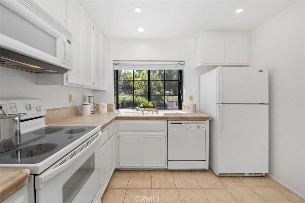 2 Sunup #42 - Photo 3 of 13