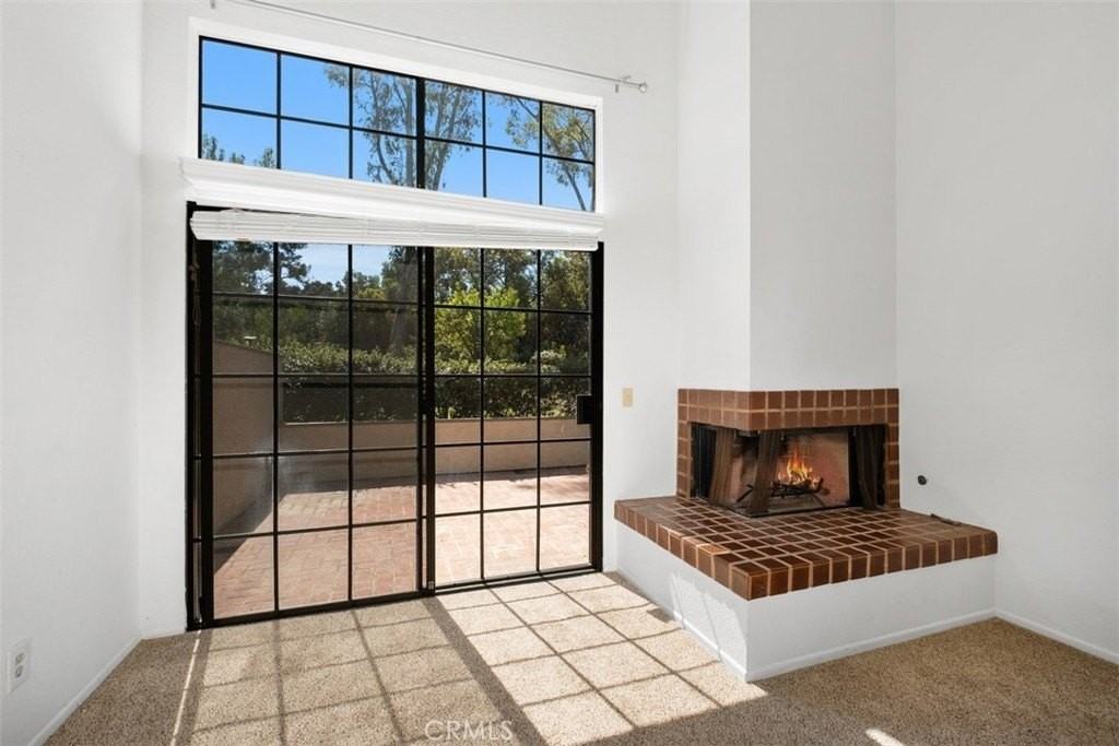 2 Sunup #42 - Photo 7 of 13