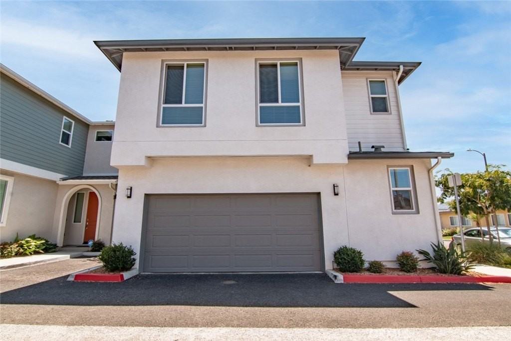 25416 Mccoy Ave - Photo 2 of 31