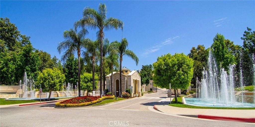 3941 Rock Hampton Dr - Photo 3 of 50