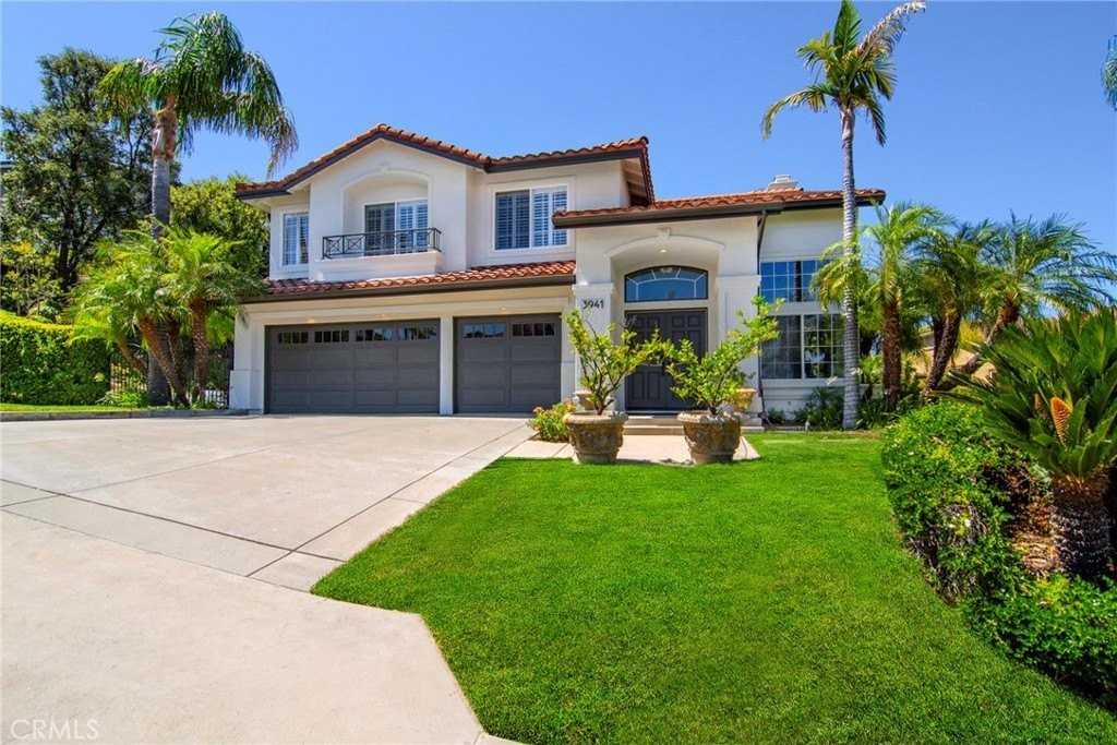 3941 Rock Hampton Dr - Photo 5 of 50