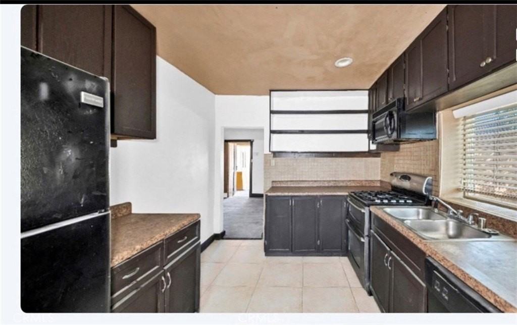 82481 Valencia Ave - Photo 4 of 16