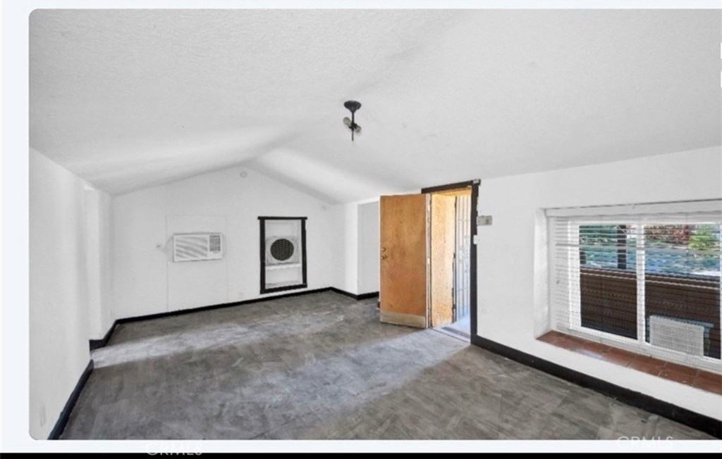 82481 Valencia Ave - Photo 7 of 16