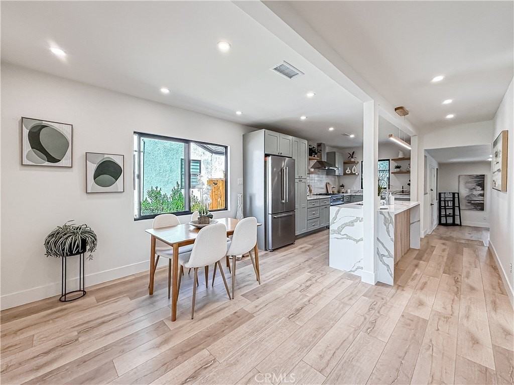 7530 Gaviota Ave - Photo 5 of 23