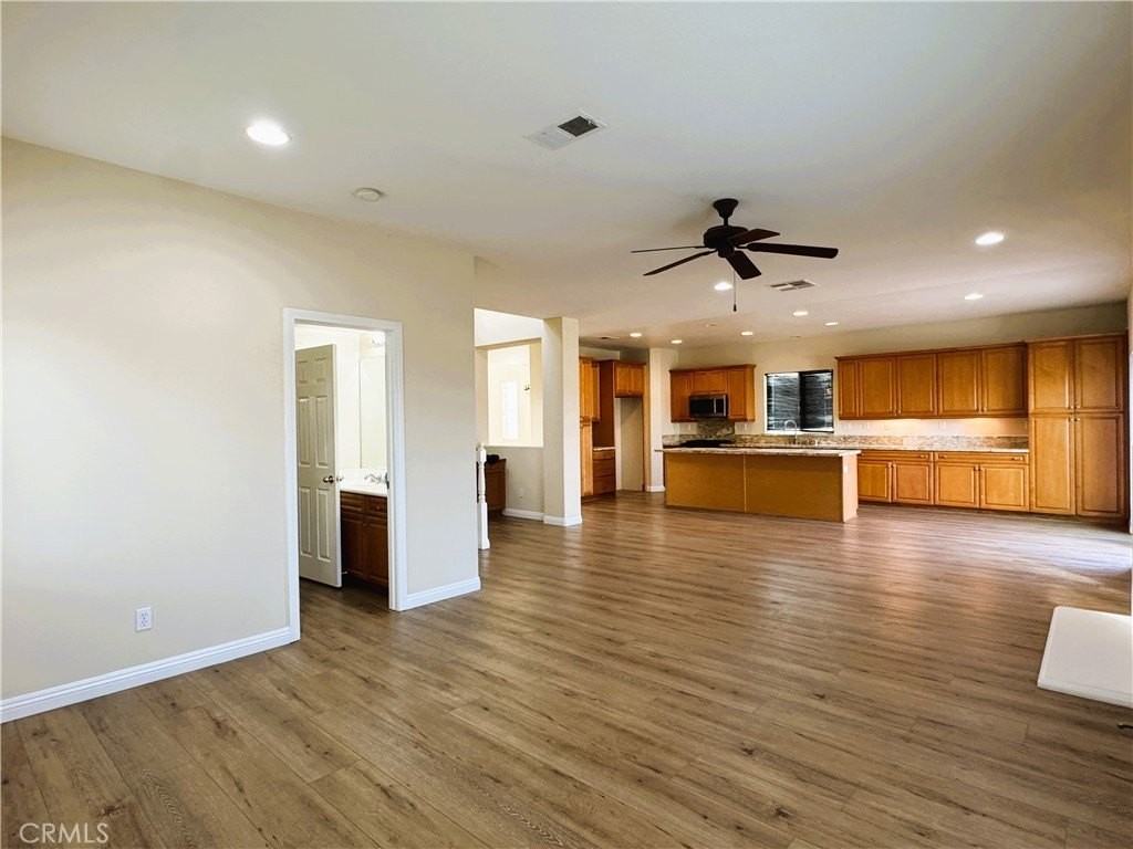 27524 Autumn Cir - Photo 4 of 23