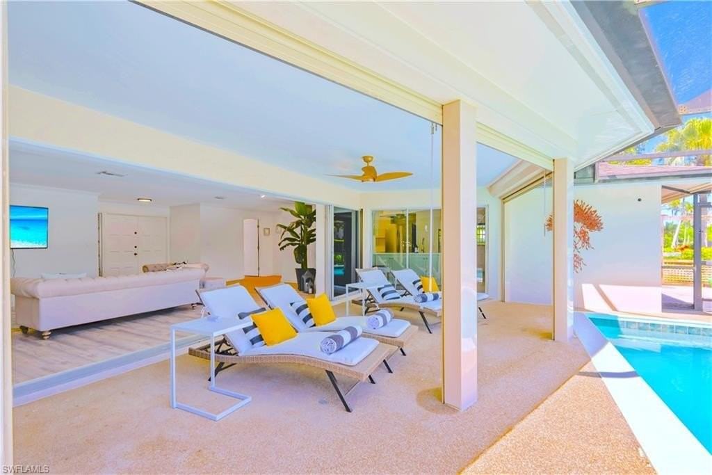 2125 Marina Dr - Photo 2 of 34