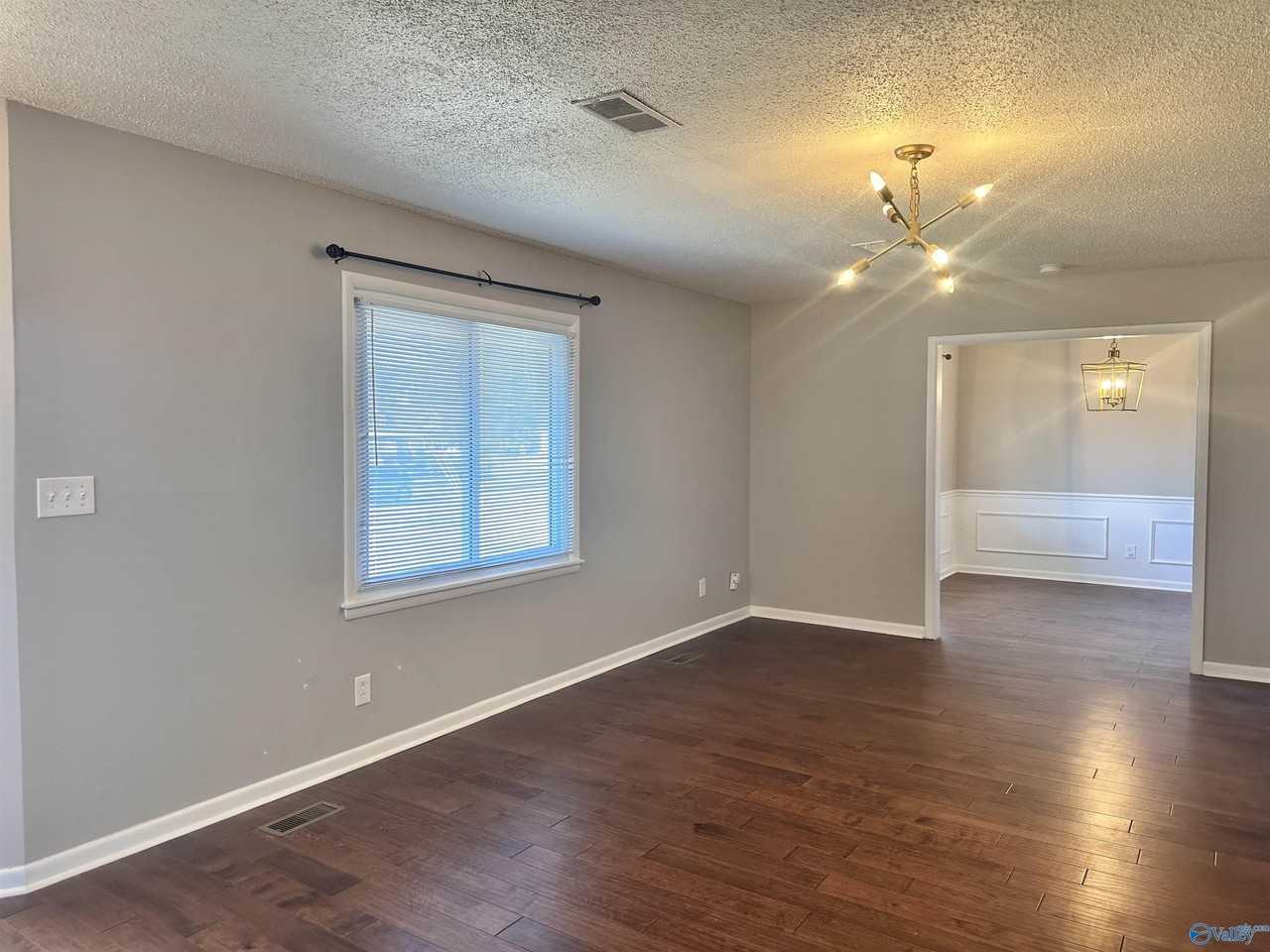 10302 Picadilly Ln Sw - Photo 2 of 22